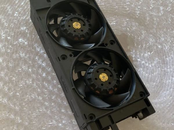 What types of cooling fans are commonly used for 3D printers?